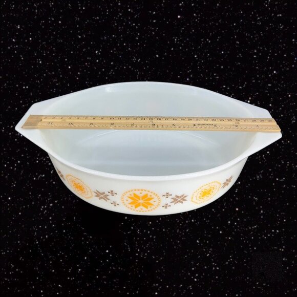 Vintage Pyrex Town & Country 2.5 Quart Casserole Oval Dish Without Lid Bowl VTG - Picture 4 of 16